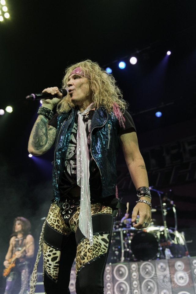 Steel Panther Kansas City Midland Theater Photos From The Pit